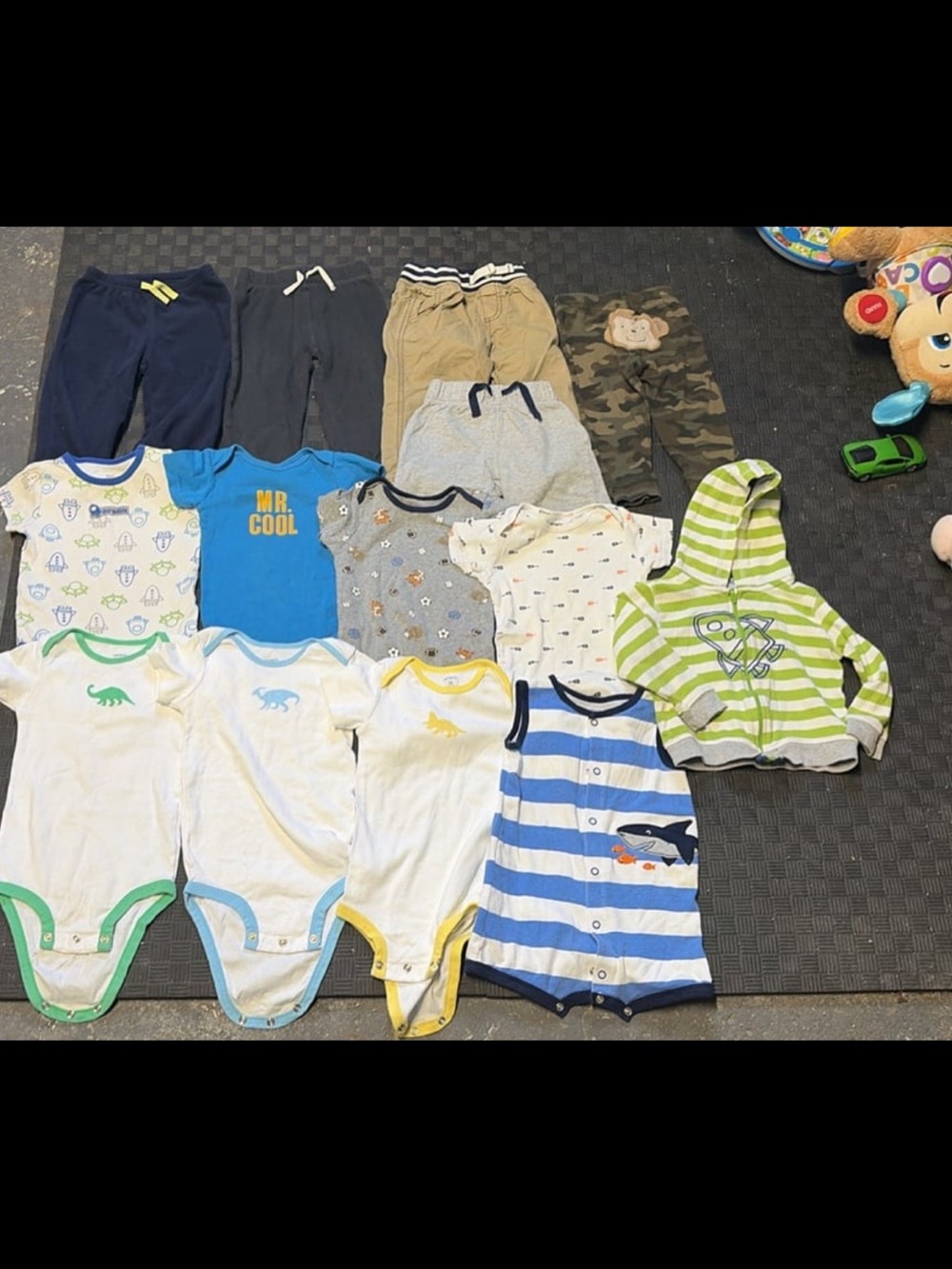 Carters size 18m clothing bundle for baby boy